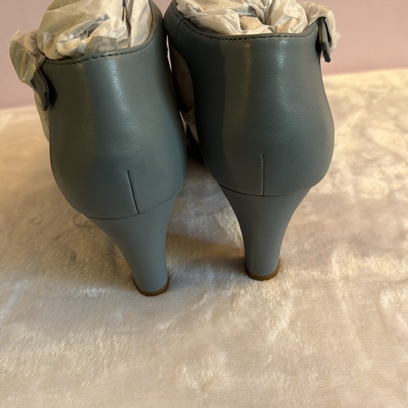 Giani Bernini Womens Claraa Open-Toe T-Strap Dress Sandals Size 8.5 - Picture 7 of 13